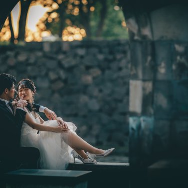 和田倉門で撮った可愛らしい結婚写真